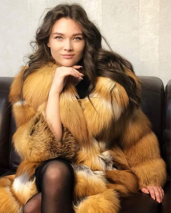 woman in fur coat 25 #96173586