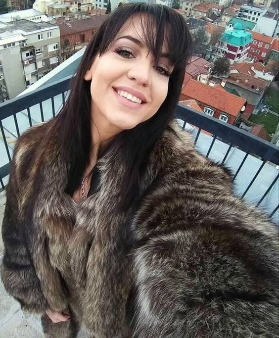 woman in fur coat 25 #96173631