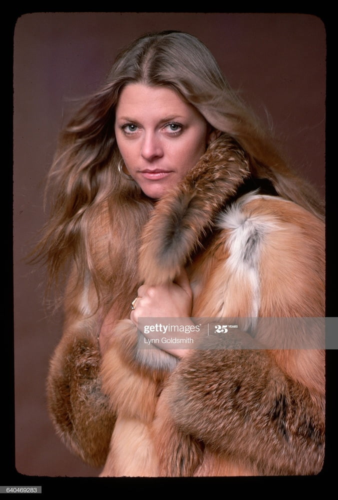 woman in fur coat 25 #96173656