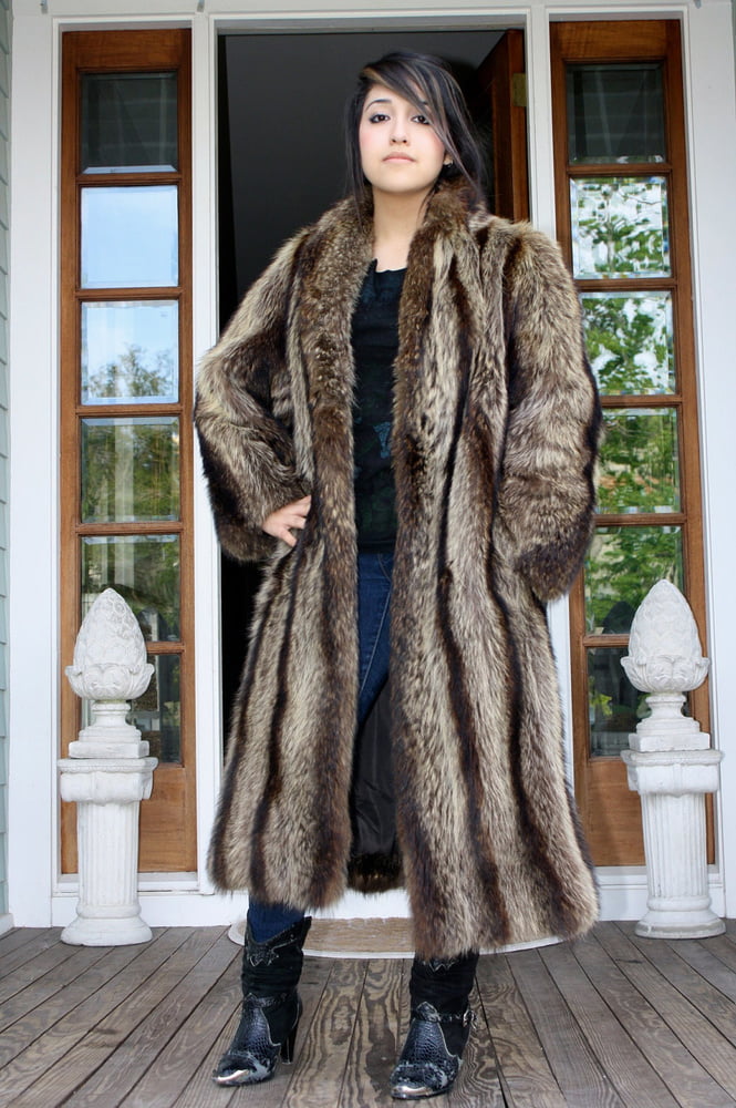 woman in fur coat 25 #96173673