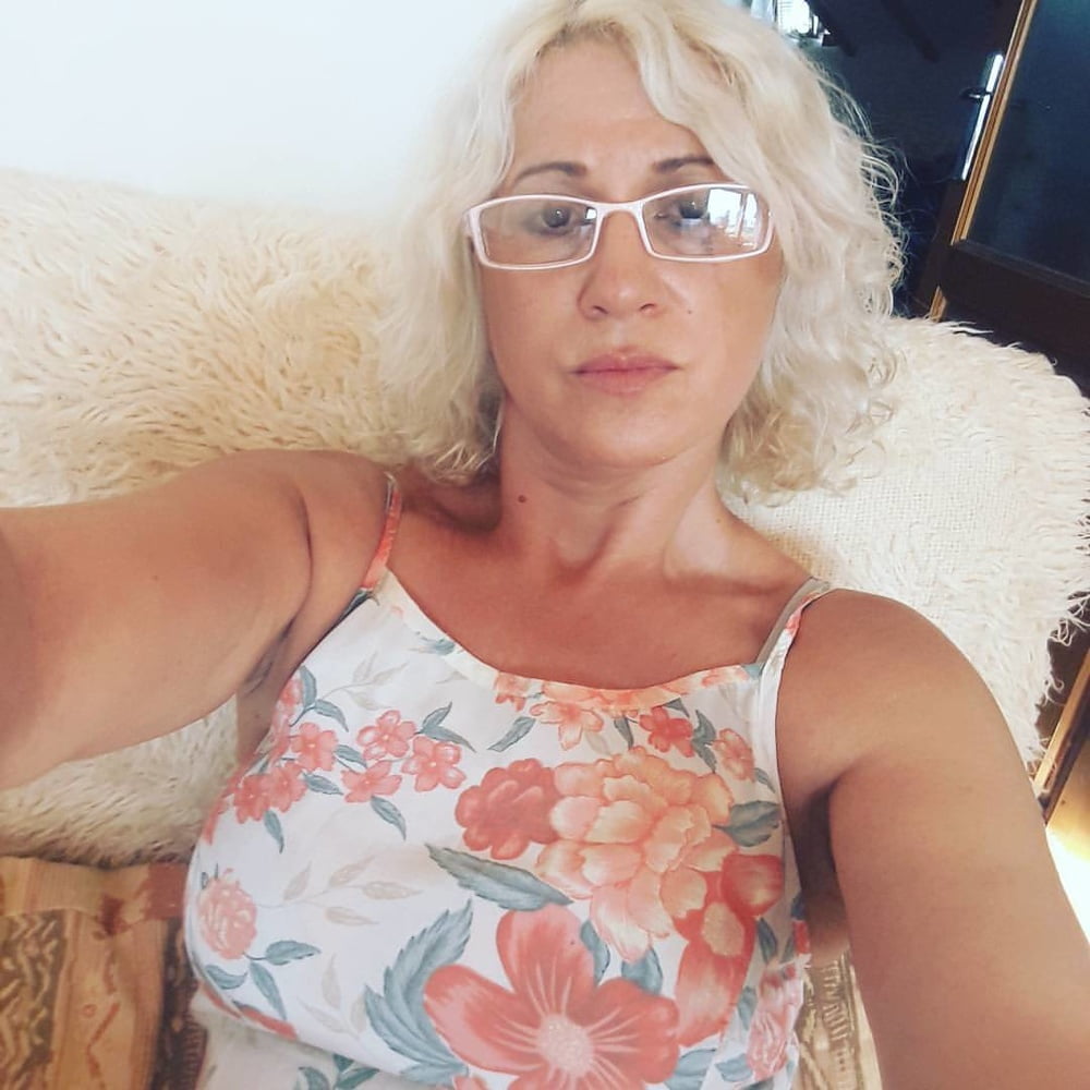 Serbo bella puttana bionda mamma milf snezana sneza ilijev
 #99252816