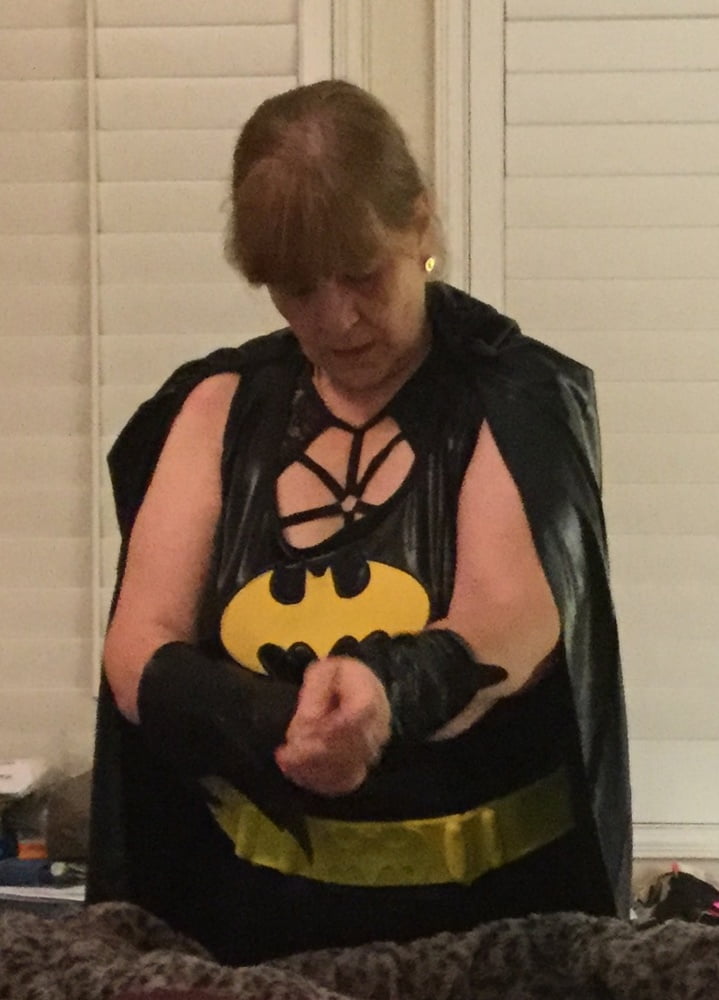 Carmen&#039;s Batgirl Cosplay #88151569