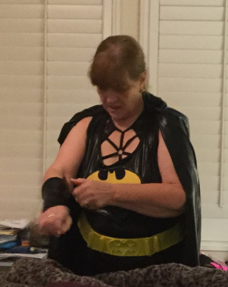 Carmen&#039;s Batgirl Cosplay #88151580