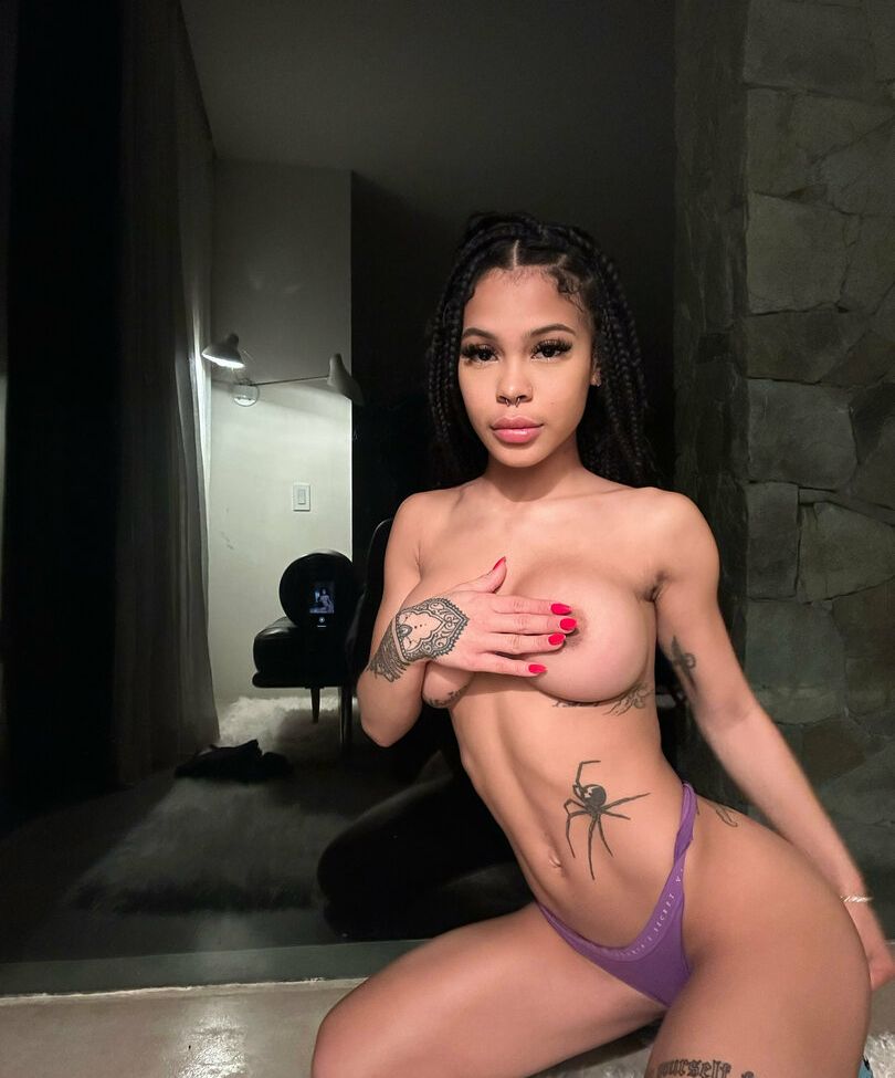 Urfavangell nude #108705961