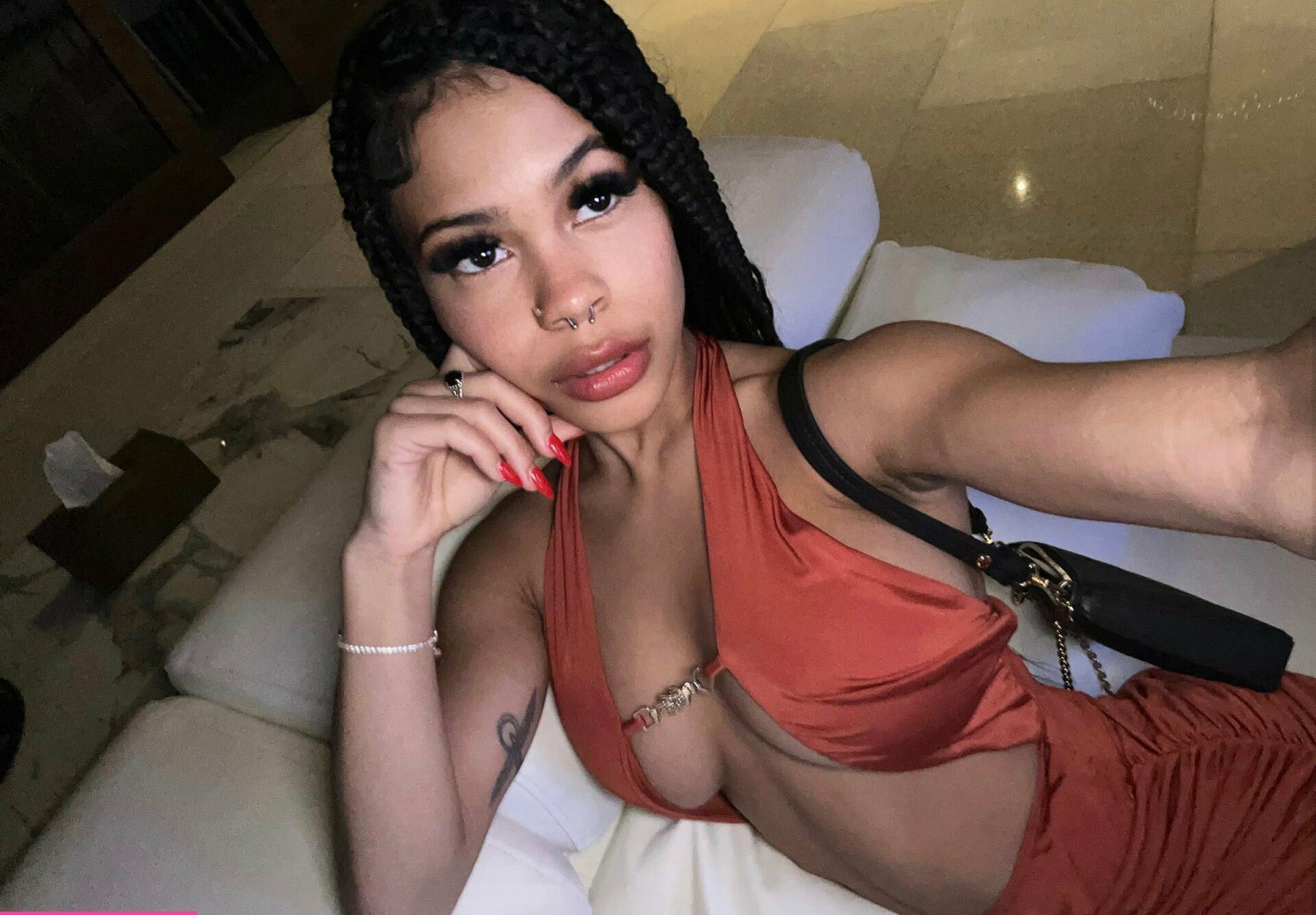 Urfavangell nude #108706001