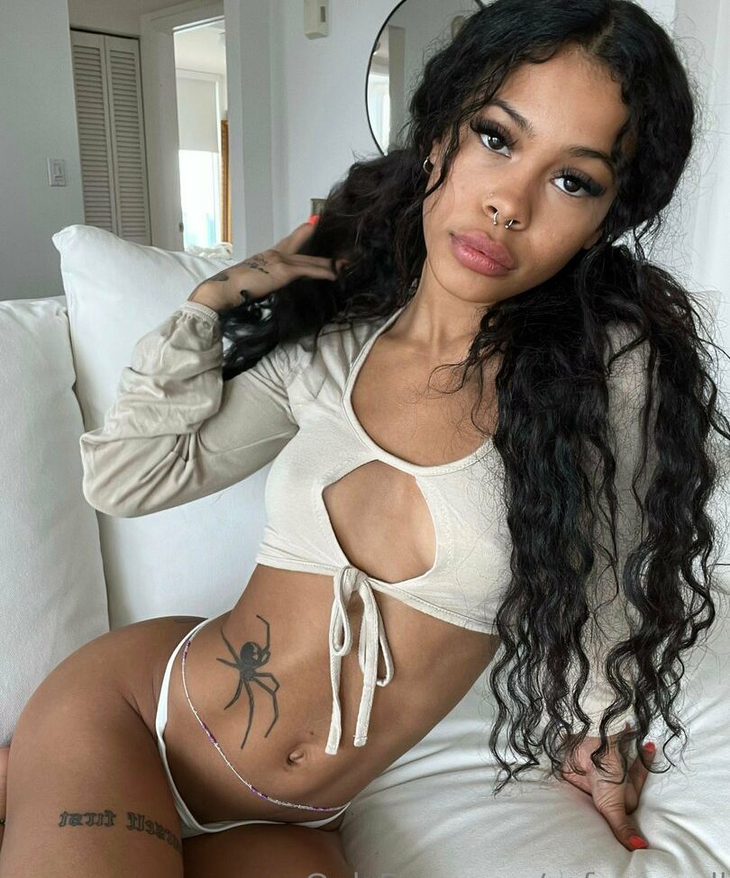 Urfavangell nude #108706023