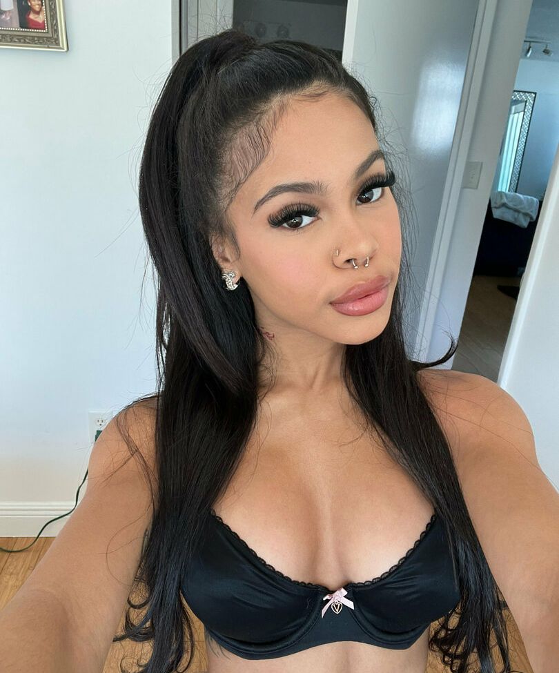 Urfavangell nude #108706051