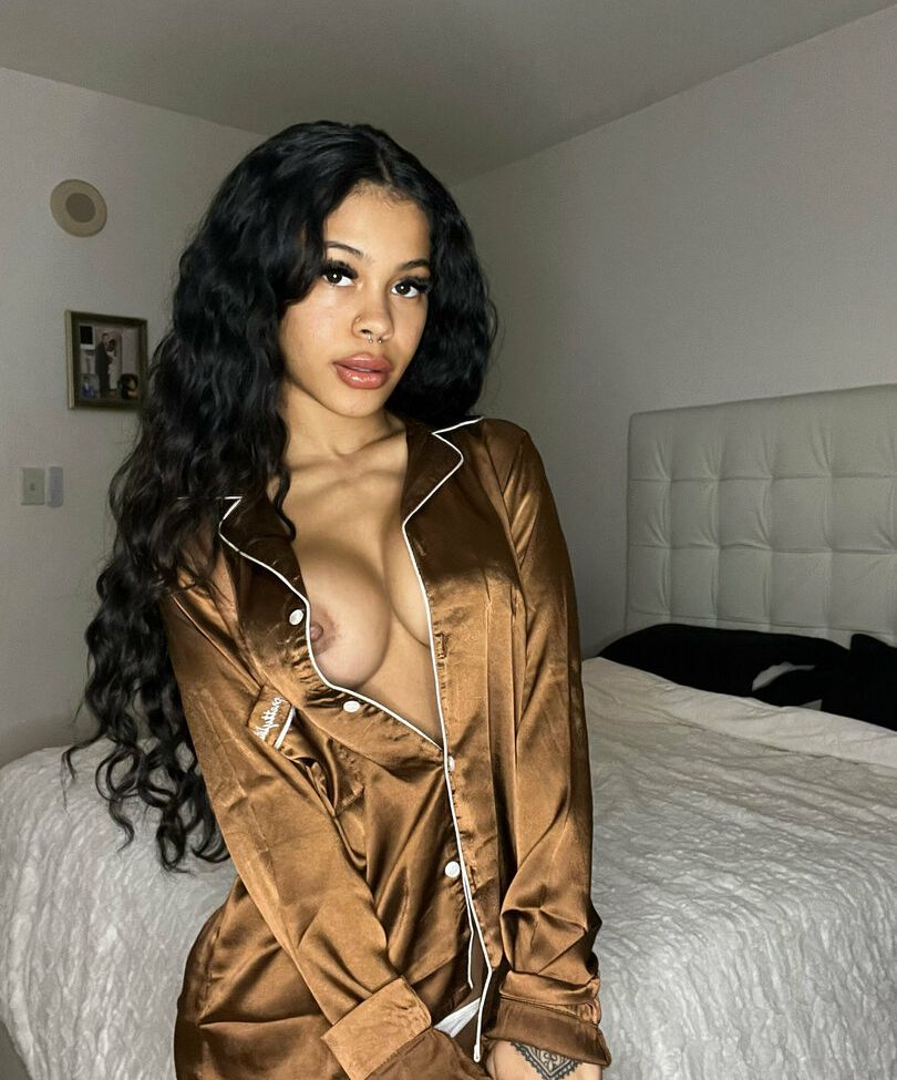 Urfavangell nude #108706104