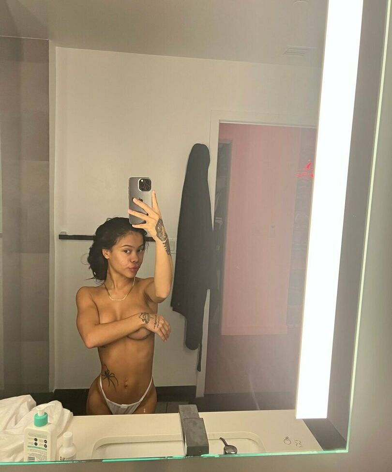 Urfavangell nude #108706122