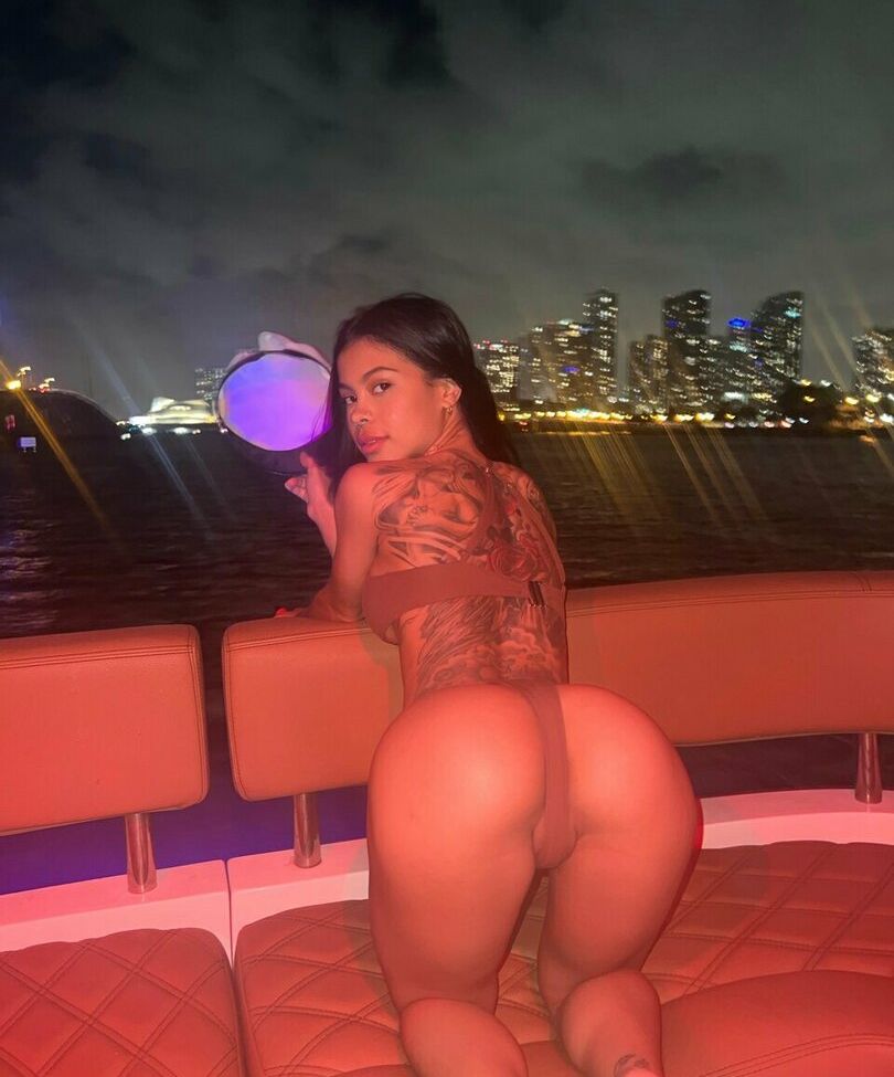 Urfavangell nude #108706128