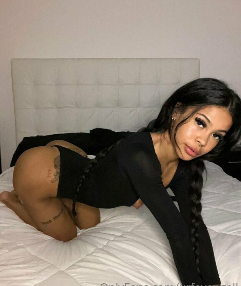 Urfavangell nude #108706151