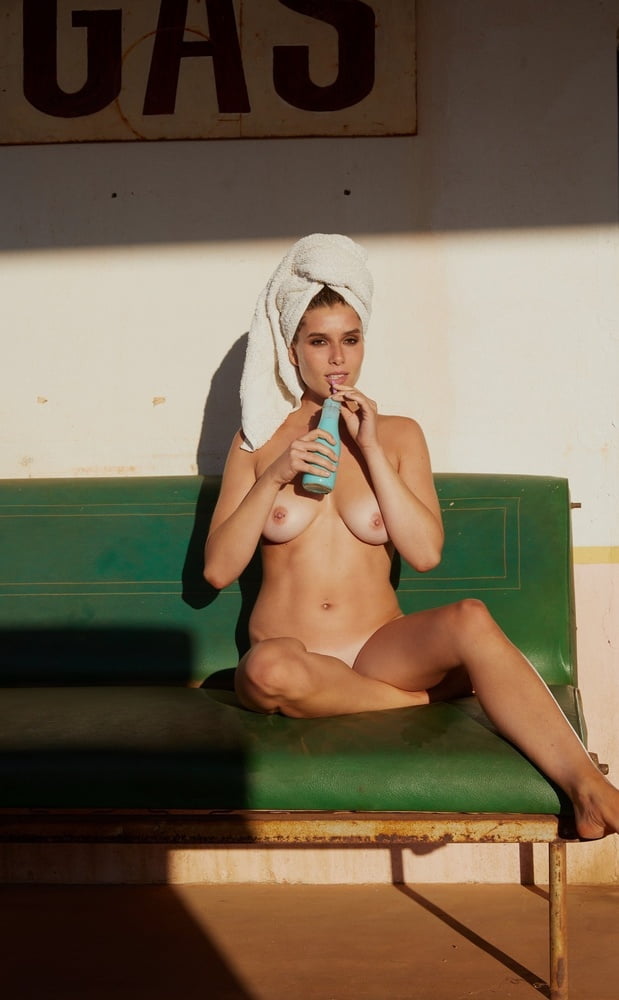 Nina Zwick #89085553