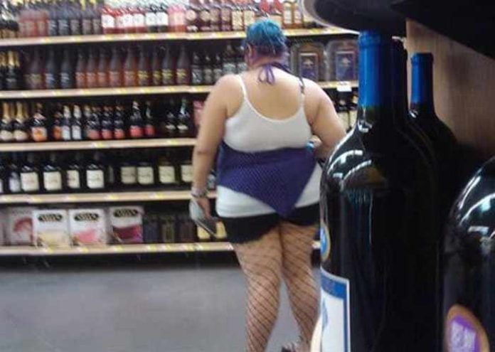 People shopping and outside #88561788