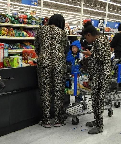 People shopping and outside #88561815