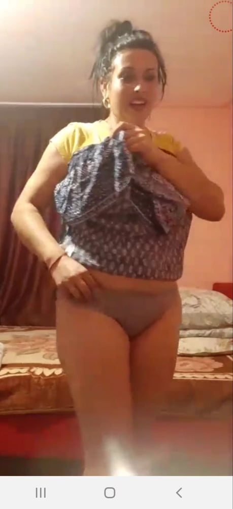 Flash boobs and panties live facebook romanian #87747230