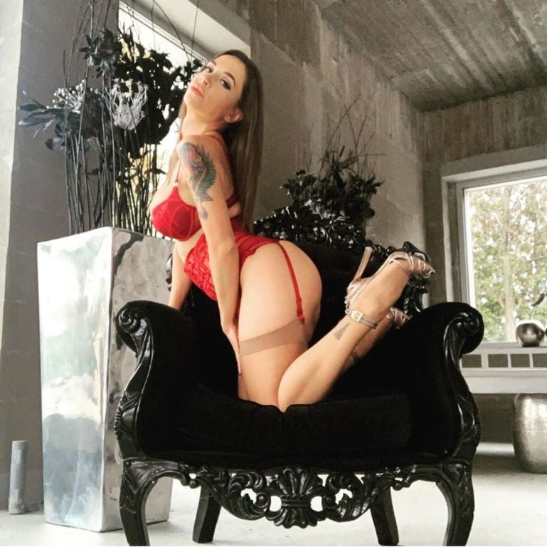 Malena Mastromarino #89715252