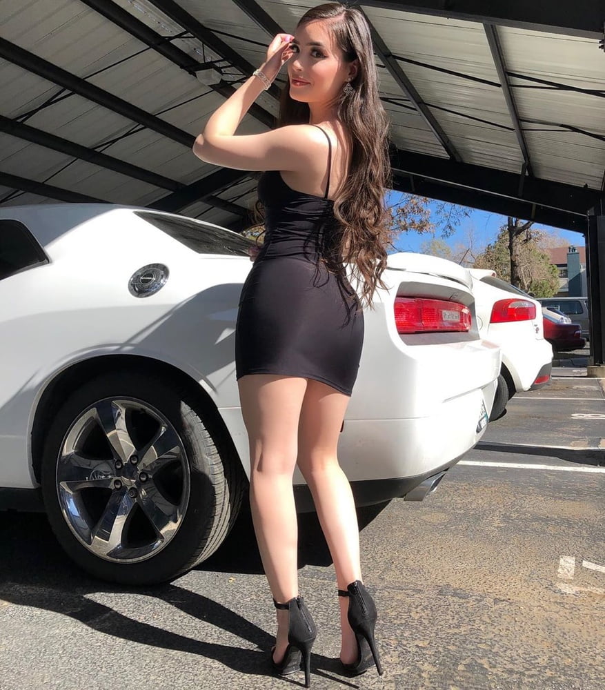 Sexy milf latina che ama la doppia perforazione anale foto (2)
 #88693095