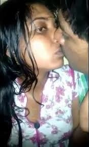 Desi kissing
 #103148100