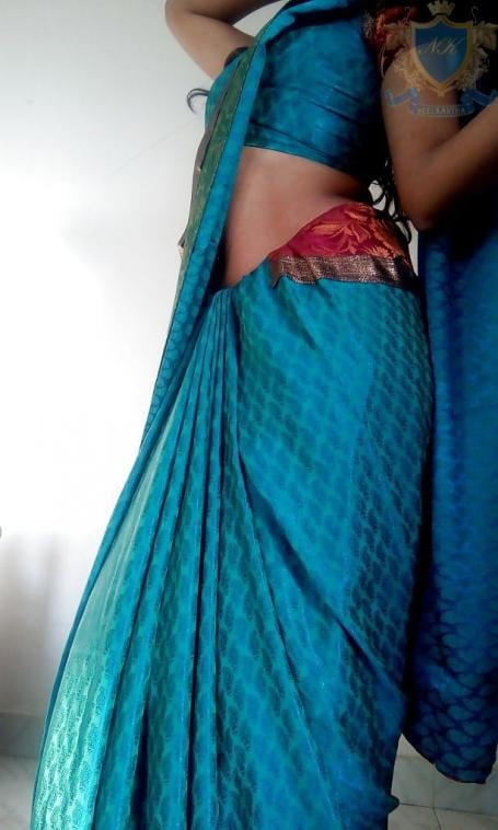 Sinhala #90310144