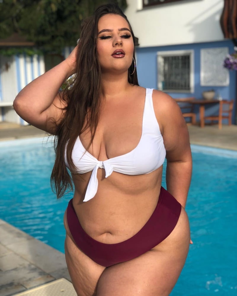 Thick Model #93948610