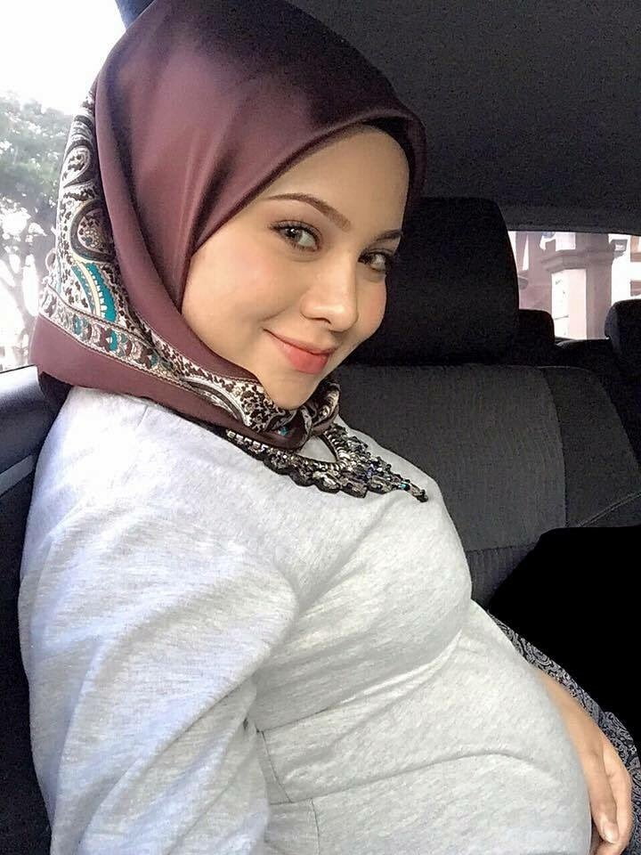 Hijab asiatico arabo turco hamil
 #87472740