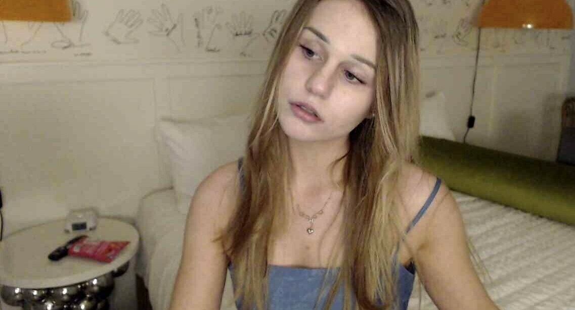 Strawberry141 desnuda #108169933