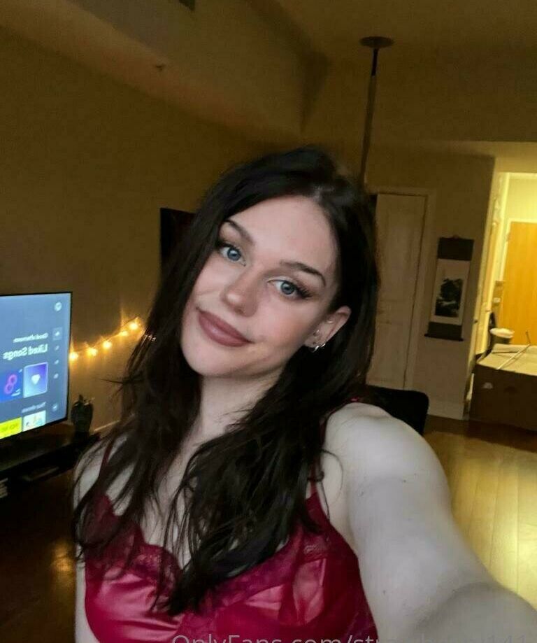 Strawberry141 desnuda #108169947