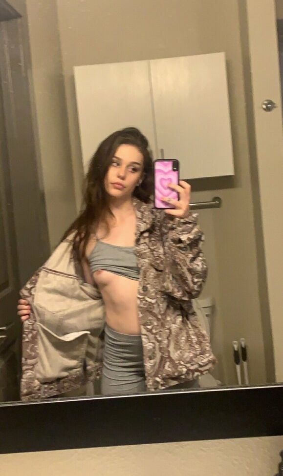 Strawberry141 desnuda #108170114