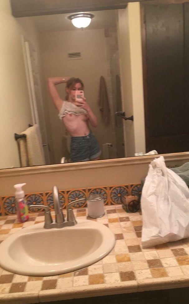 Strawberry141 desnuda #108170254