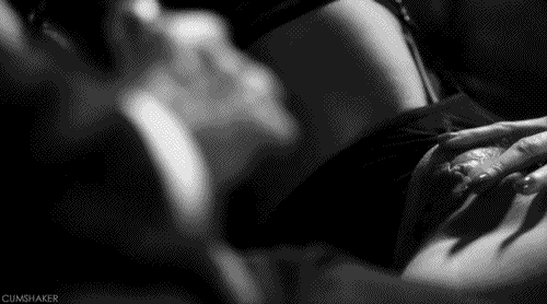 Gifs favoritos en blanco y negro
 #88823948