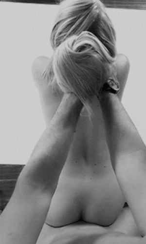 Gifs favoritos en blanco y negro
 #88824100