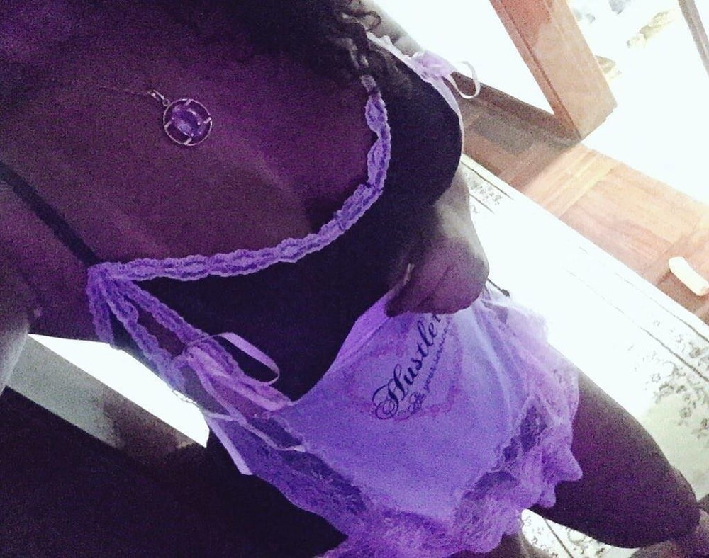 Hot ebony latina escort model slut
 #81840970