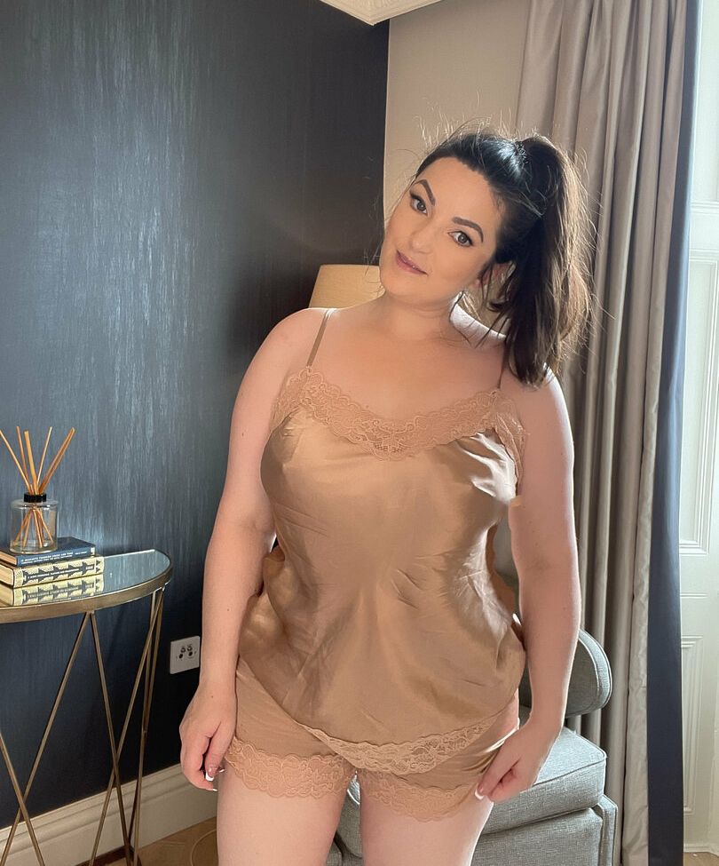 Gfe-alice desnuda #109429345