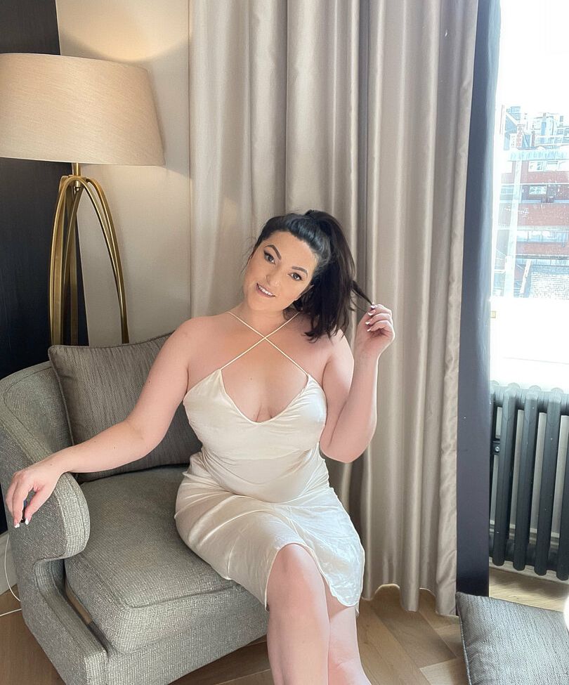 Gfe-alice desnuda #109429372
