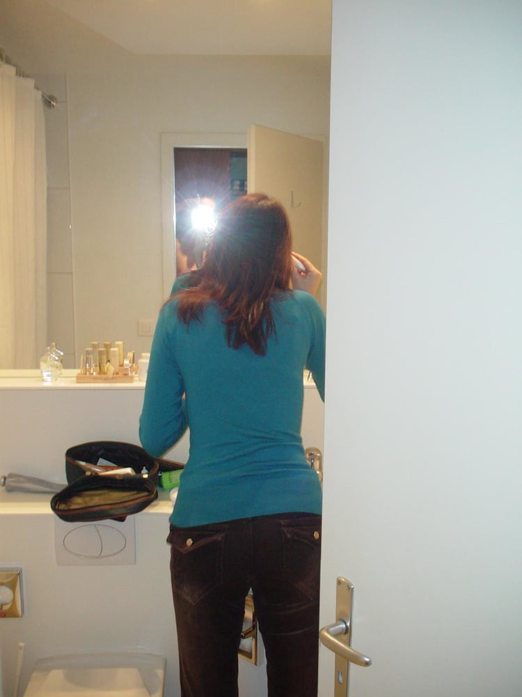 Super sexy brunette
 #94863940