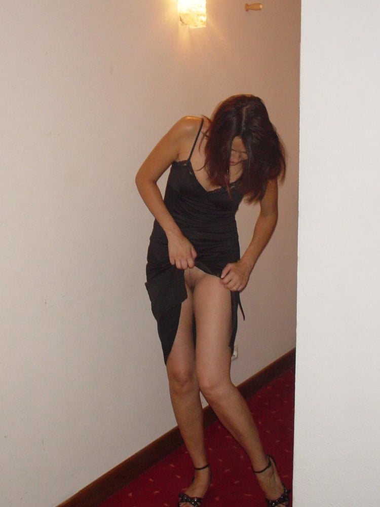 Super sexy brunette
 #94863951