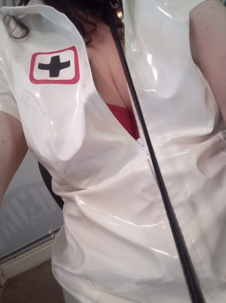Playing Nurse #88180684