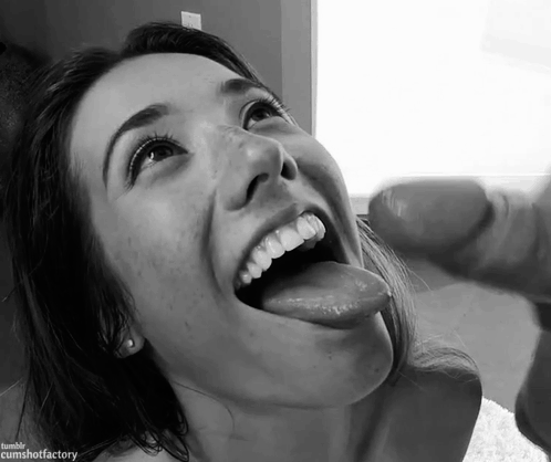 Gifs ich mag Sperma in ihrem Mund
 #97318293