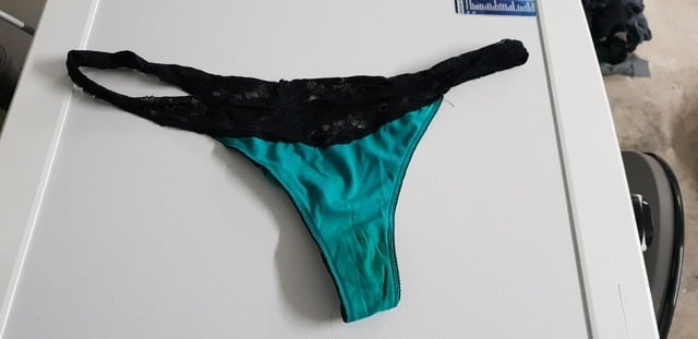 My sis dirty and used slips panties strings - Schwester slip #90381813