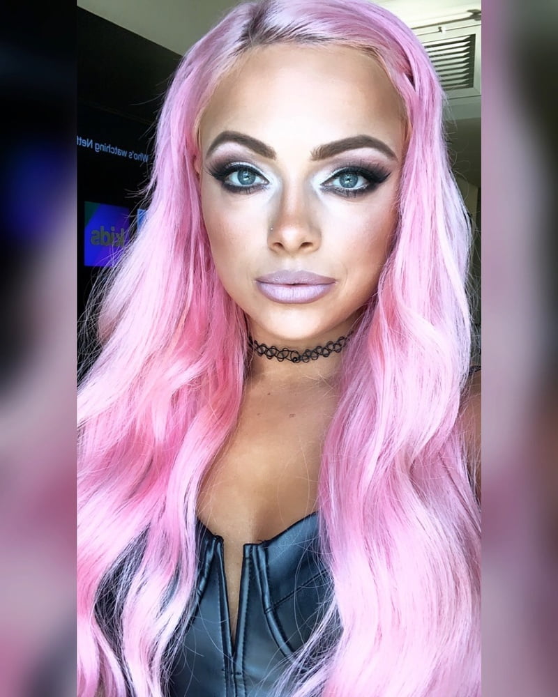 Liv morgan
 #97175946