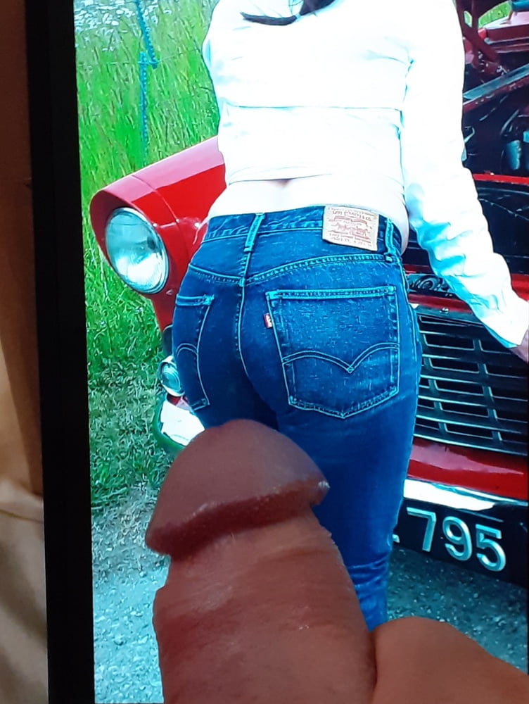 Los usuarios que se masturban con la señora más requerida por favor
 #94567731