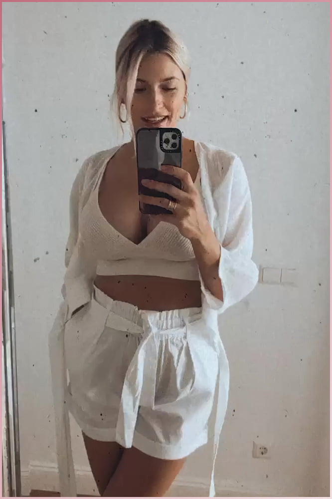 Lena gercke Post Schwangerschaft Brüste (2020)
 #89371722