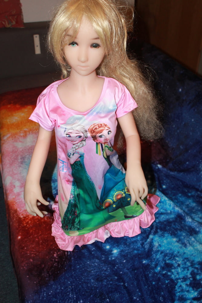 100 cm wm sexdoll in now frosen dress
 #105124537