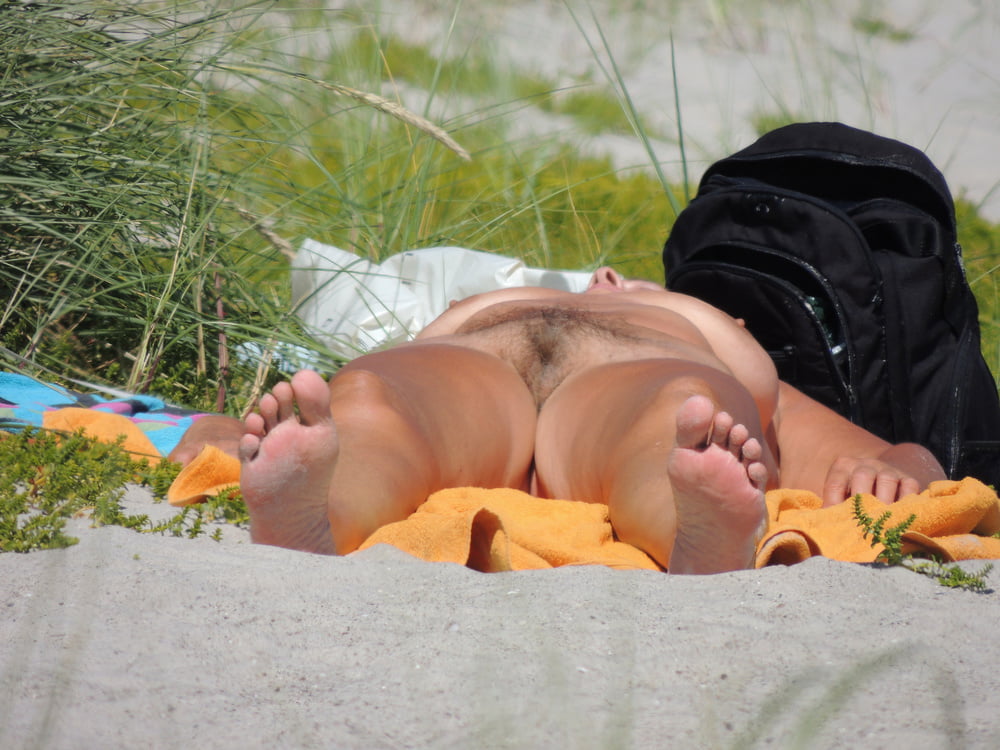 Beachmatures-04 #98224788