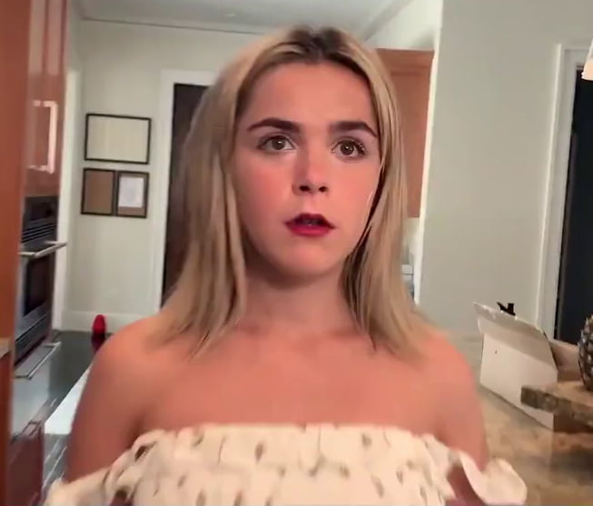 Kiernan shipka - juni 2020
 #92915004