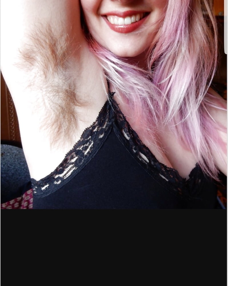 髪の毛が抜け落ちた... 毛深いミックス
 #105323199