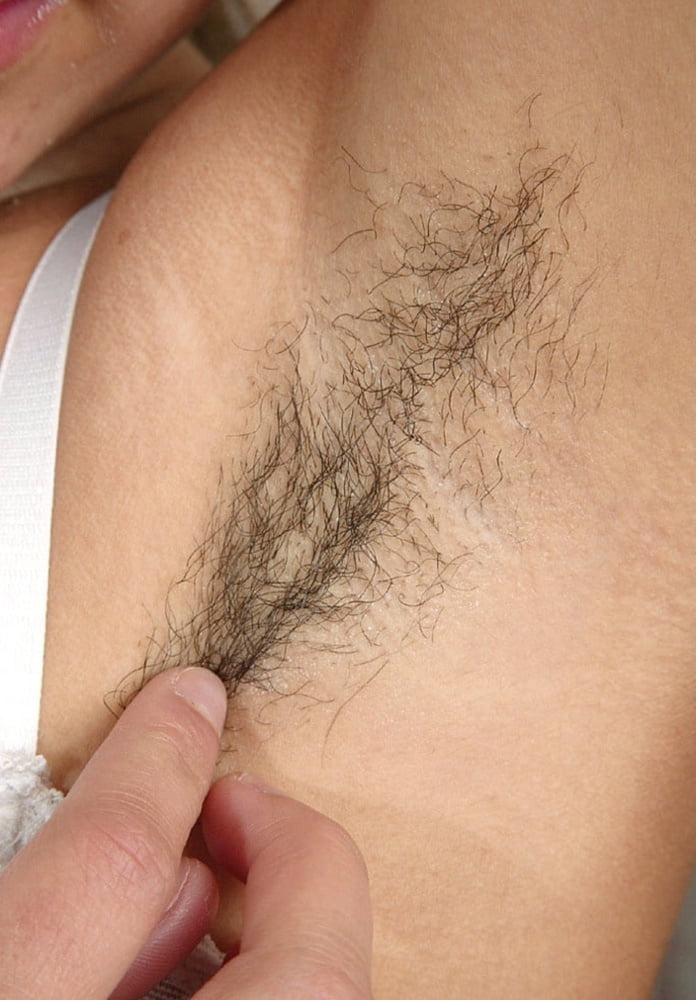 髪の毛が抜け落ちた... 毛深いミックス
 #105323214