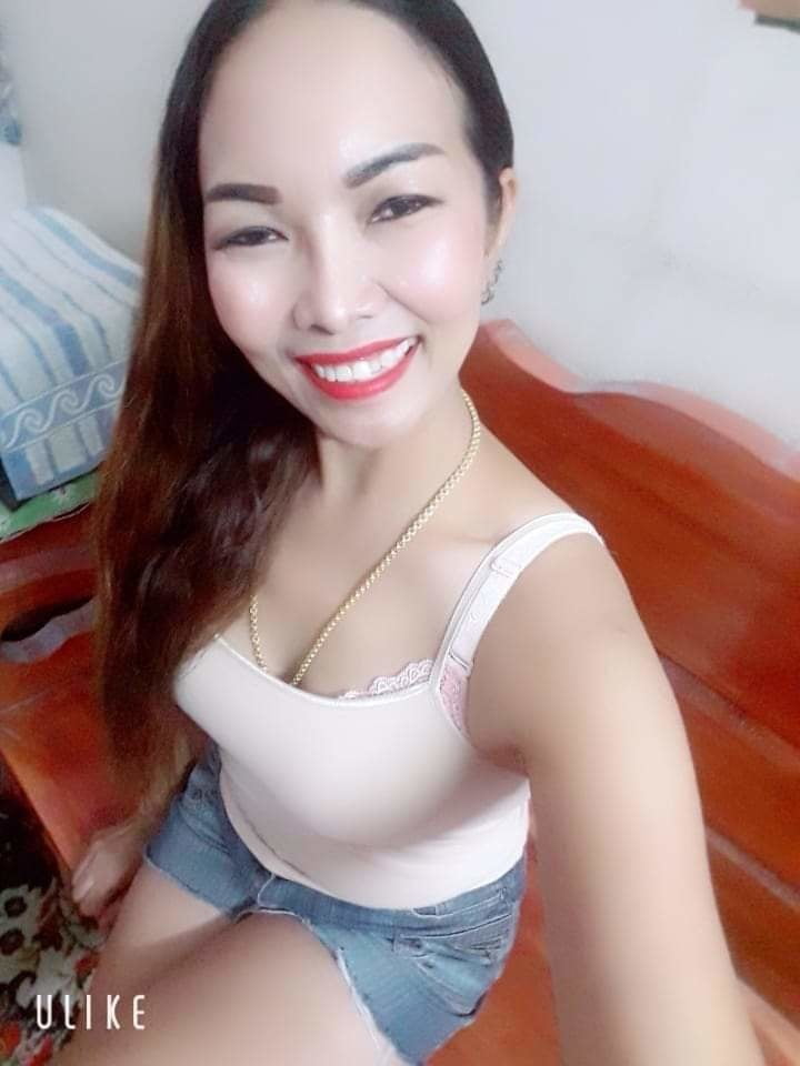 Gadis tetek besar di rumah #87358818