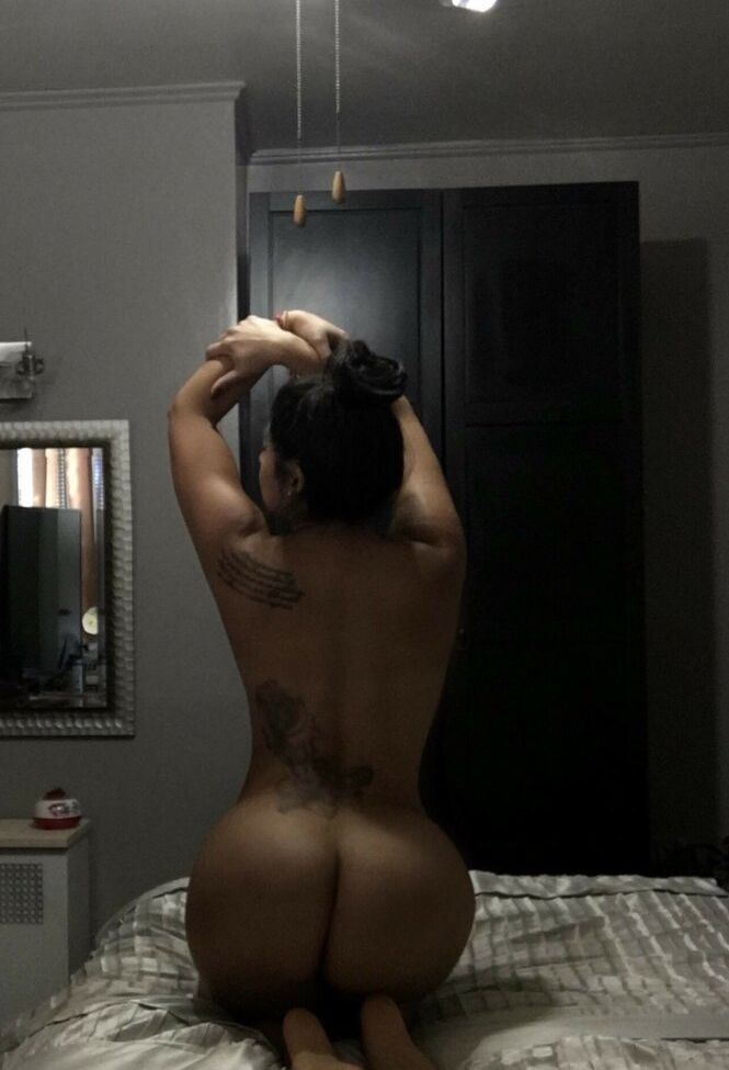 Iamjessenia desnuda #108207052