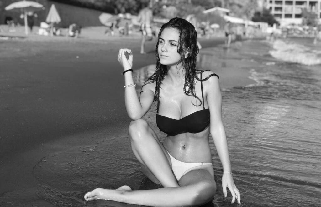 Miriam Villoria desnuda #109333475